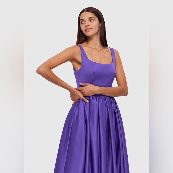 Leo Lin Colleen Sleeveless Scoop-Neck Midi Dress in Eminence, 12 - Picture 4 of 16